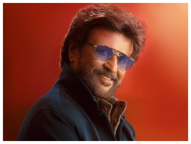 Just Petta Velan things 🔥 | Just Petta Velan things 🔥 Watch this mega hit  blockbuster #Petta now streaming on Sun NXT Link : https://bit.ly/373eivR  #Rajni #Rajinikanth #Simran... | By SUN NXT | Facebook